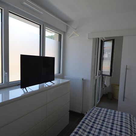 Villa Smolett - Appartement Cosy Au Coeur Du Quartier Du Port Nice Exteriér fotografie