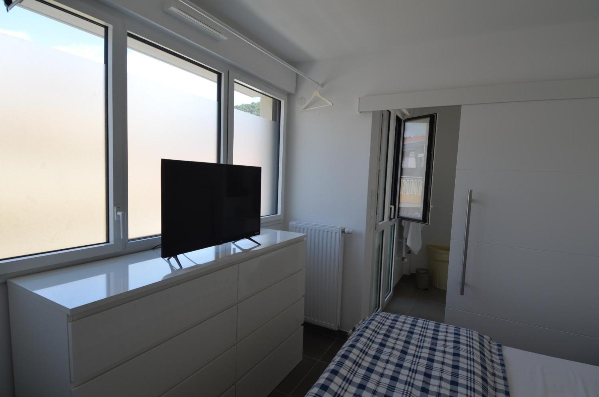 Villa Smolett - Appartement Cosy Au Coeur Du Quartier Du Port Nice Exteriér fotografie